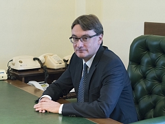 Замминистра МИД РФ Евгений Иванов поприветствовал участников II Международного алтаистического форума