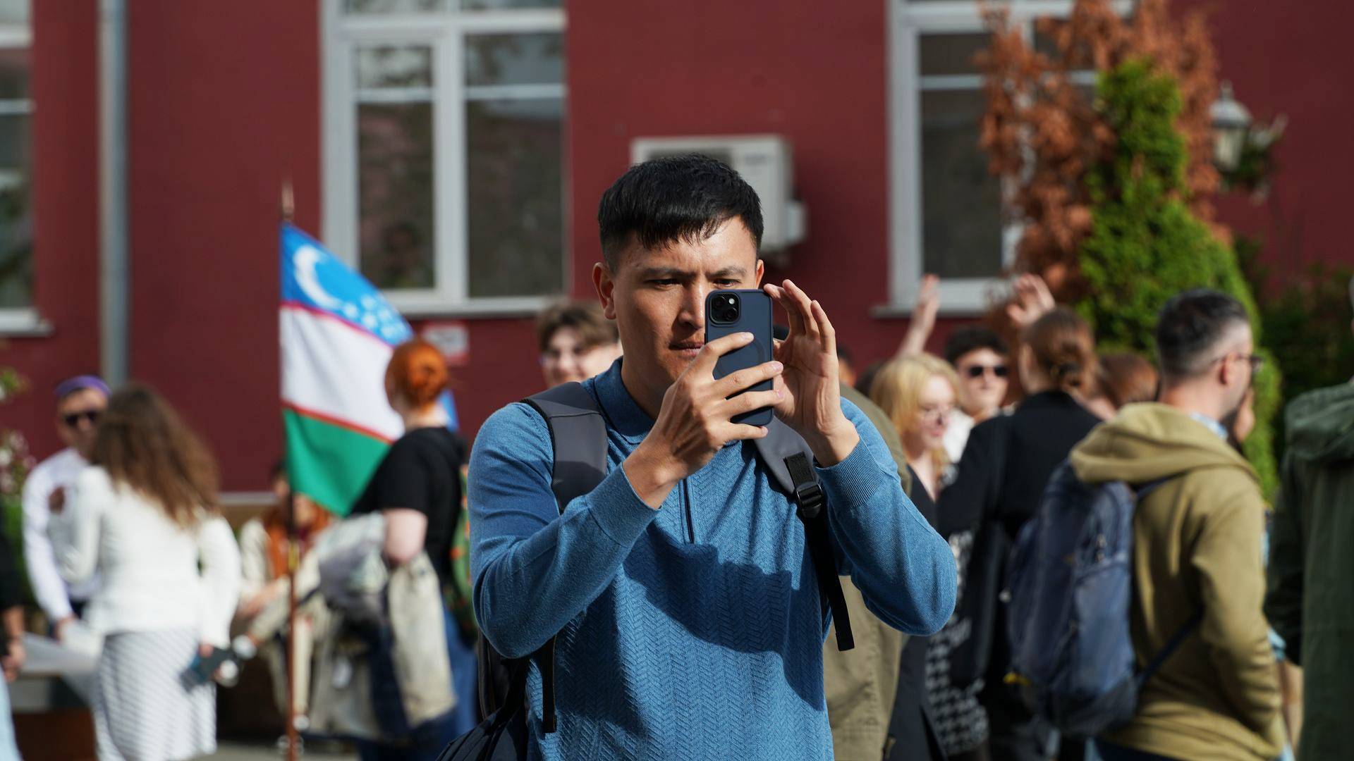 35 кг плова, танцы, песни и игры: Межвузовский фестиваль национальных культур прошел в АлтГУ