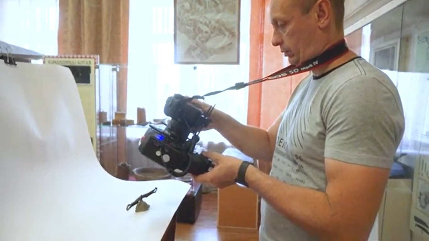 В Новосибирске, Бийске и Горно-Алтайске прошли фотосъемки древних экспонатов для Виртуального музея «Большой Алтай – прародина тюрков»