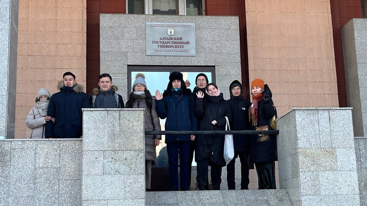 В АлтГУ приехали участники VI осенней сессии Школы молодых тюркологов и алтаистов