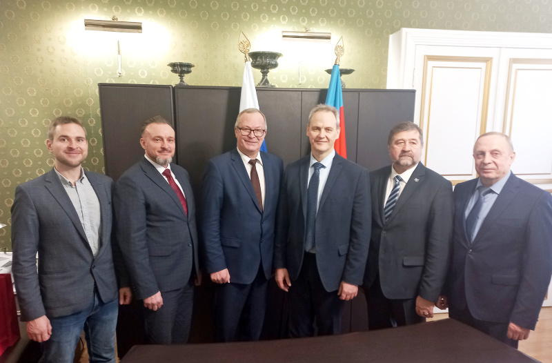 АлтГУ открыл выставку о Большом Алтае в Москве и продолжит сотрудничать с ведущими научными институтами РАН