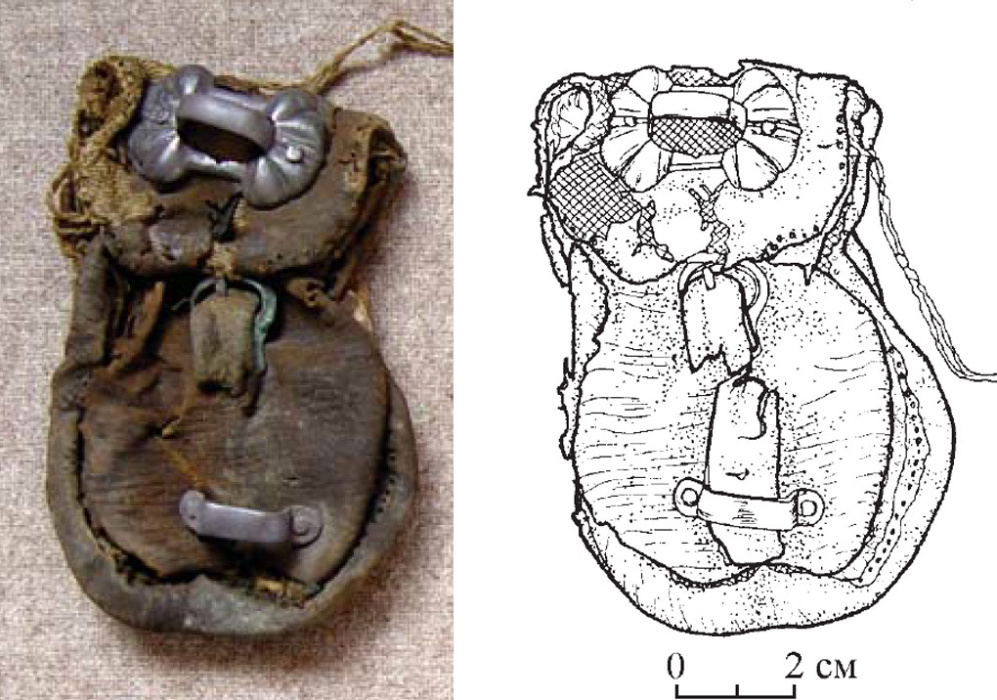 Накладка-оправа на клапан поясной сумочки