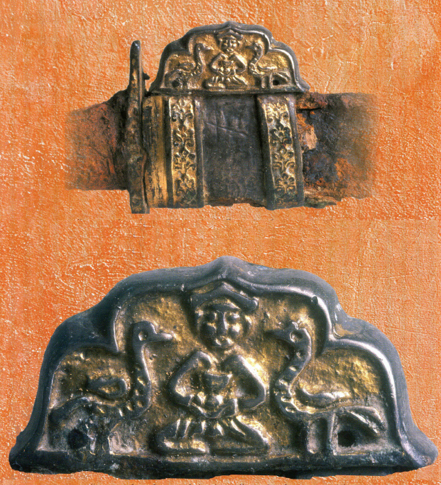 Декоративные детали ножен и рукояти сабли