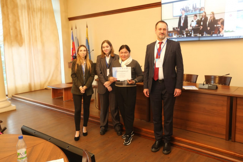 Молодые ученые Кыргызского национального университета поблагодарили организаторов II Международного алтаистического форума