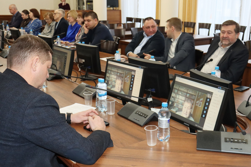 Ученые НОЦ алтаистики и тюркологии «Большой Алтай» подвели итоги работы за год и обсудили планы на будущее