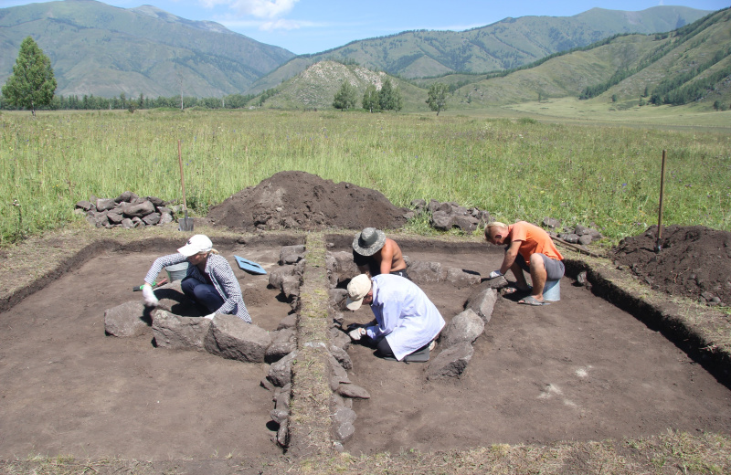 Главные открытия археологов и этнографов Большого Алтая по итогам экспедиционного сезона-2025
